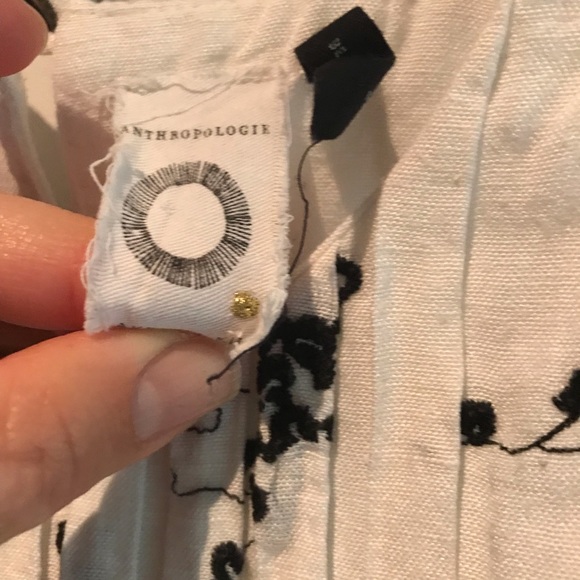 Anthropologie linen embroidered tank - Picture 9 of 14